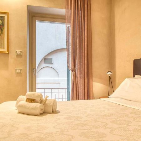Apartmentsarena - Suite Mercatorum - Piazza Erbe Βερόνα Εξωτερικό φωτογραφία