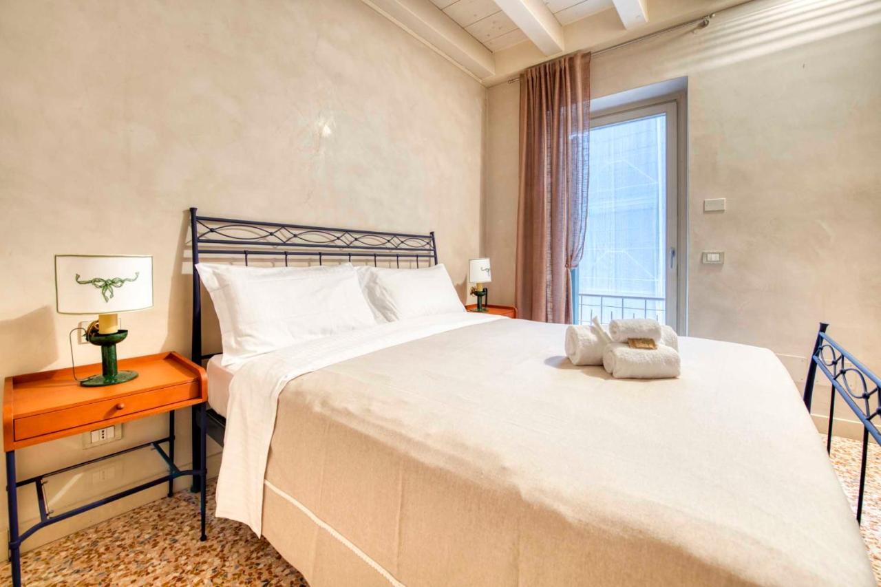Apartmentsarena - Suite Mercatorum - Piazza Erbe Βερόνα Εξωτερικό φωτογραφία