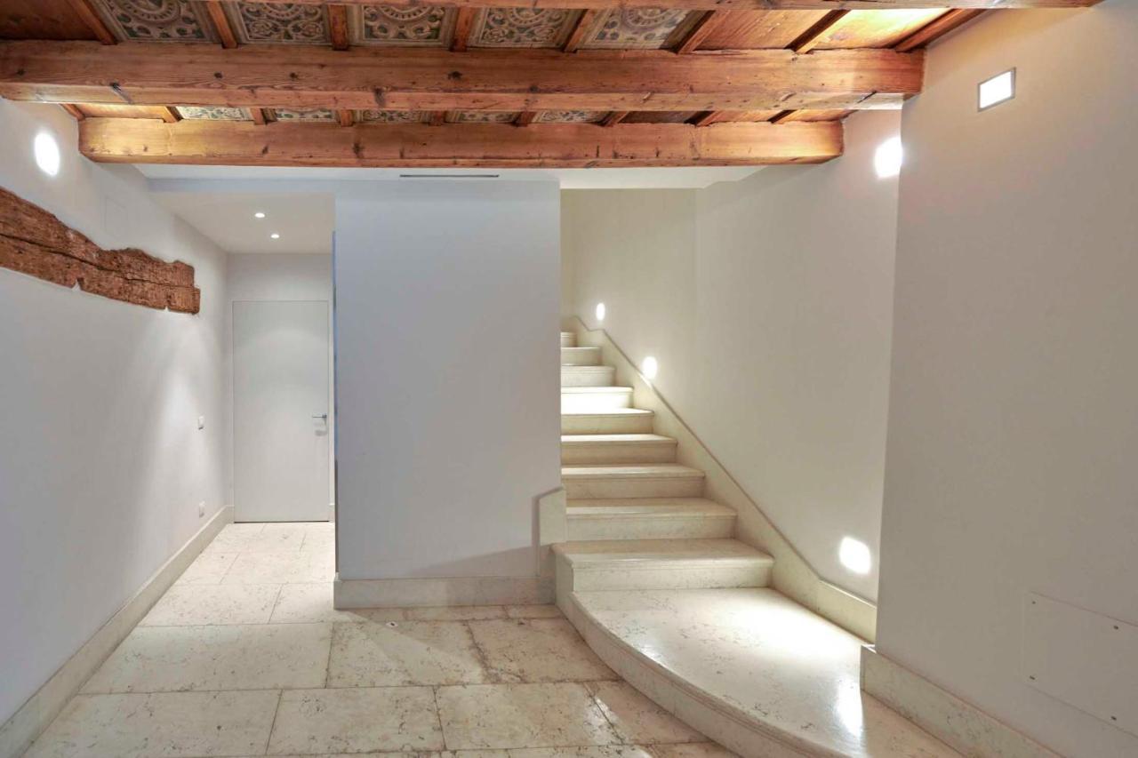 Apartmentsarena - Suite Mercatorum - Piazza Erbe Βερόνα Εξωτερικό φωτογραφία